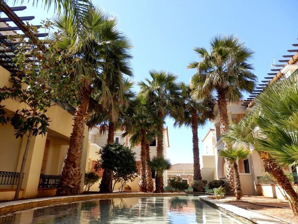 Messina Resort Hotel Kyparissia Bagian luar foto