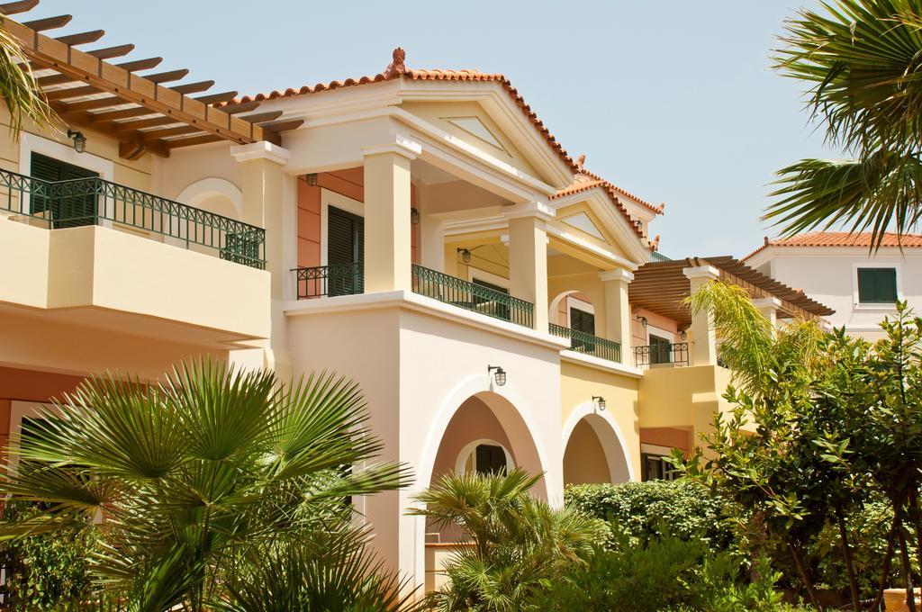 Messina Resort Hotel Kyparissia Bagian luar foto