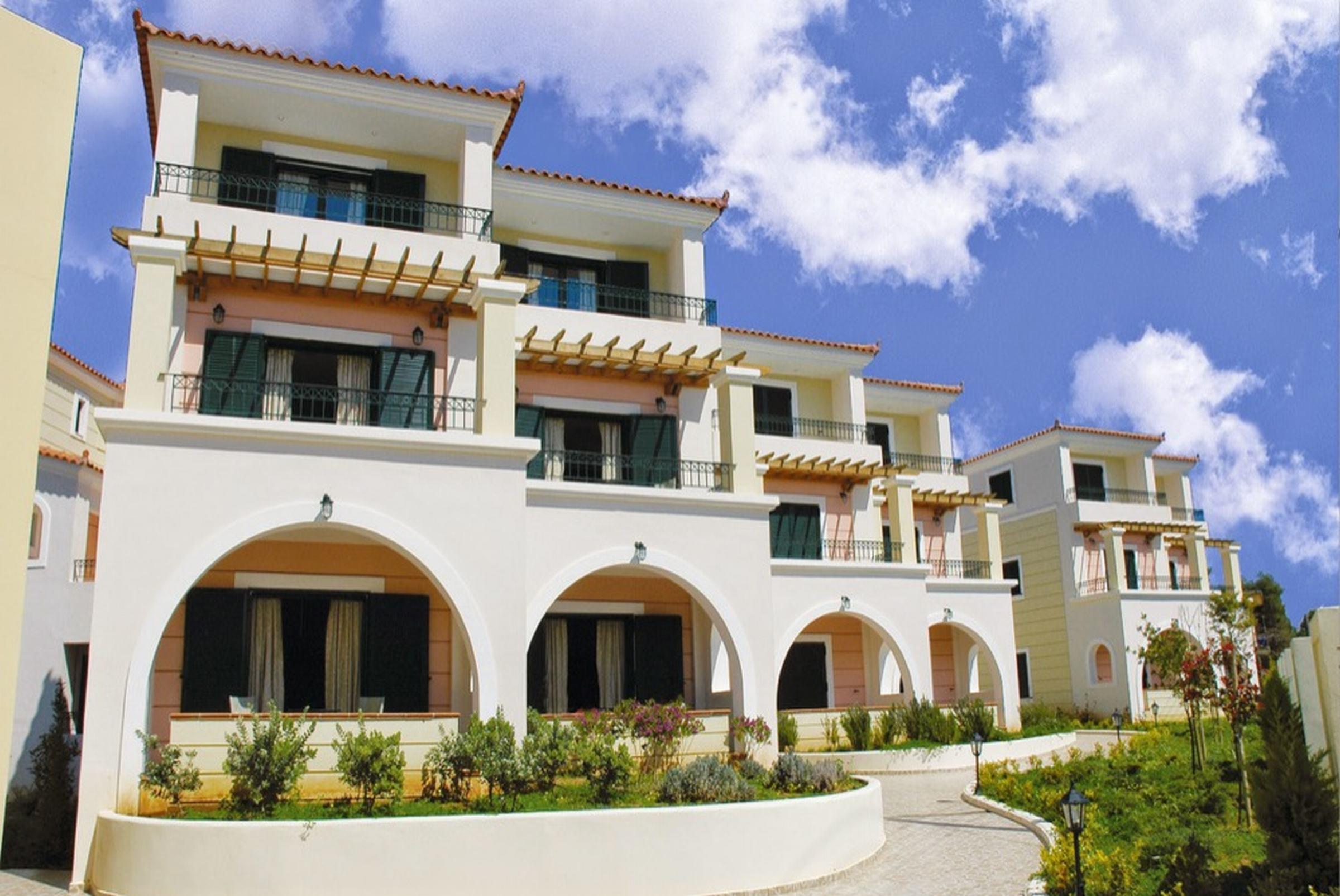 Messina Resort Hotel Kyparissia Bagian luar foto