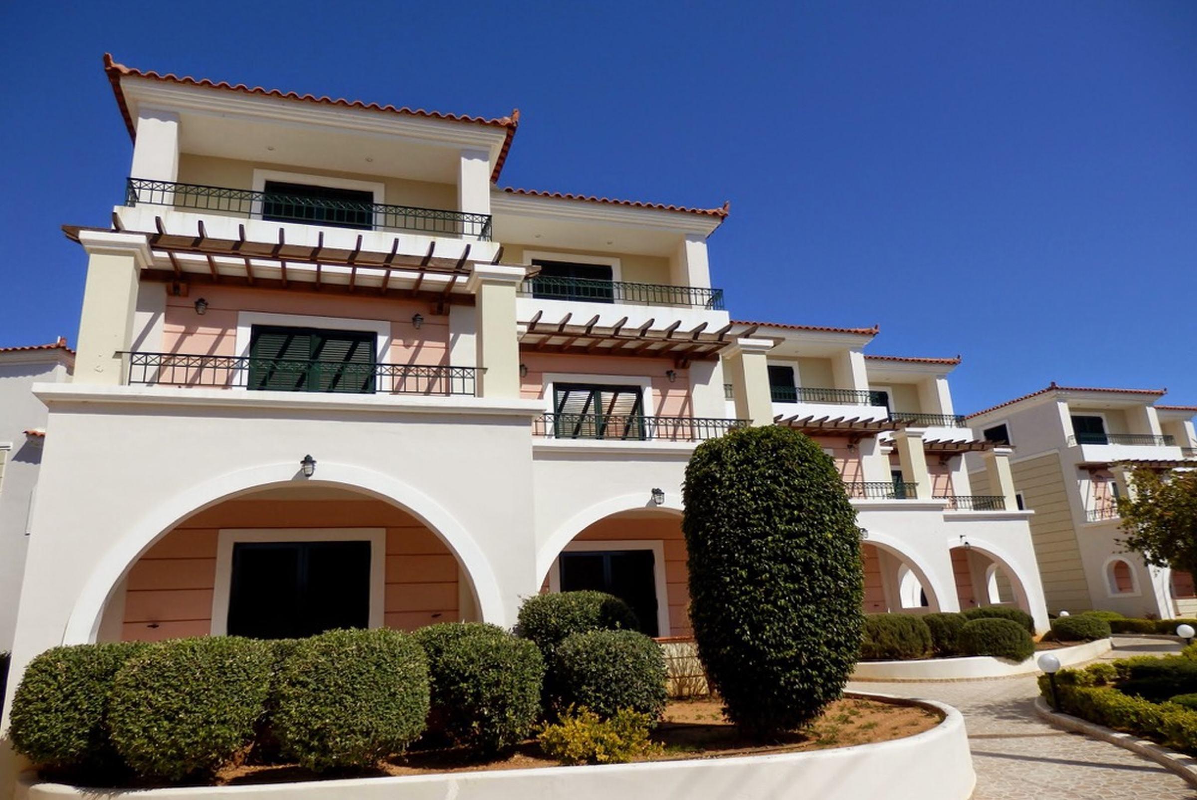 Messina Resort Hotel Kyparissia Bagian luar foto